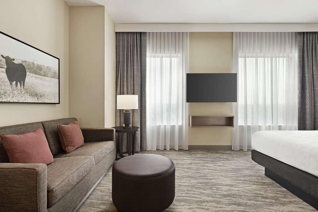 Hotel Embassy By Hilton Round Rock