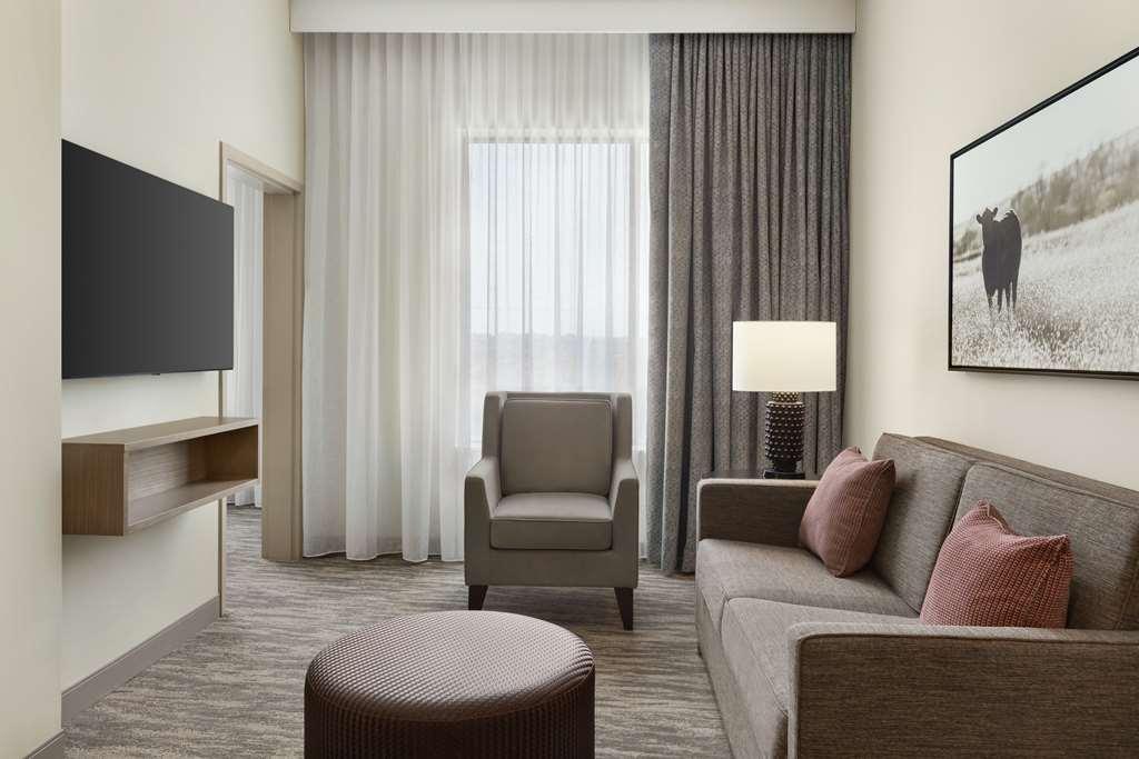 Hotel Embassy By Hilton