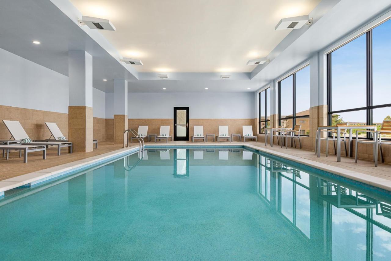 Hotel Embassy By Hilton