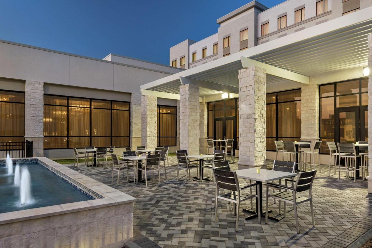 Embassy By Hilton Hotel