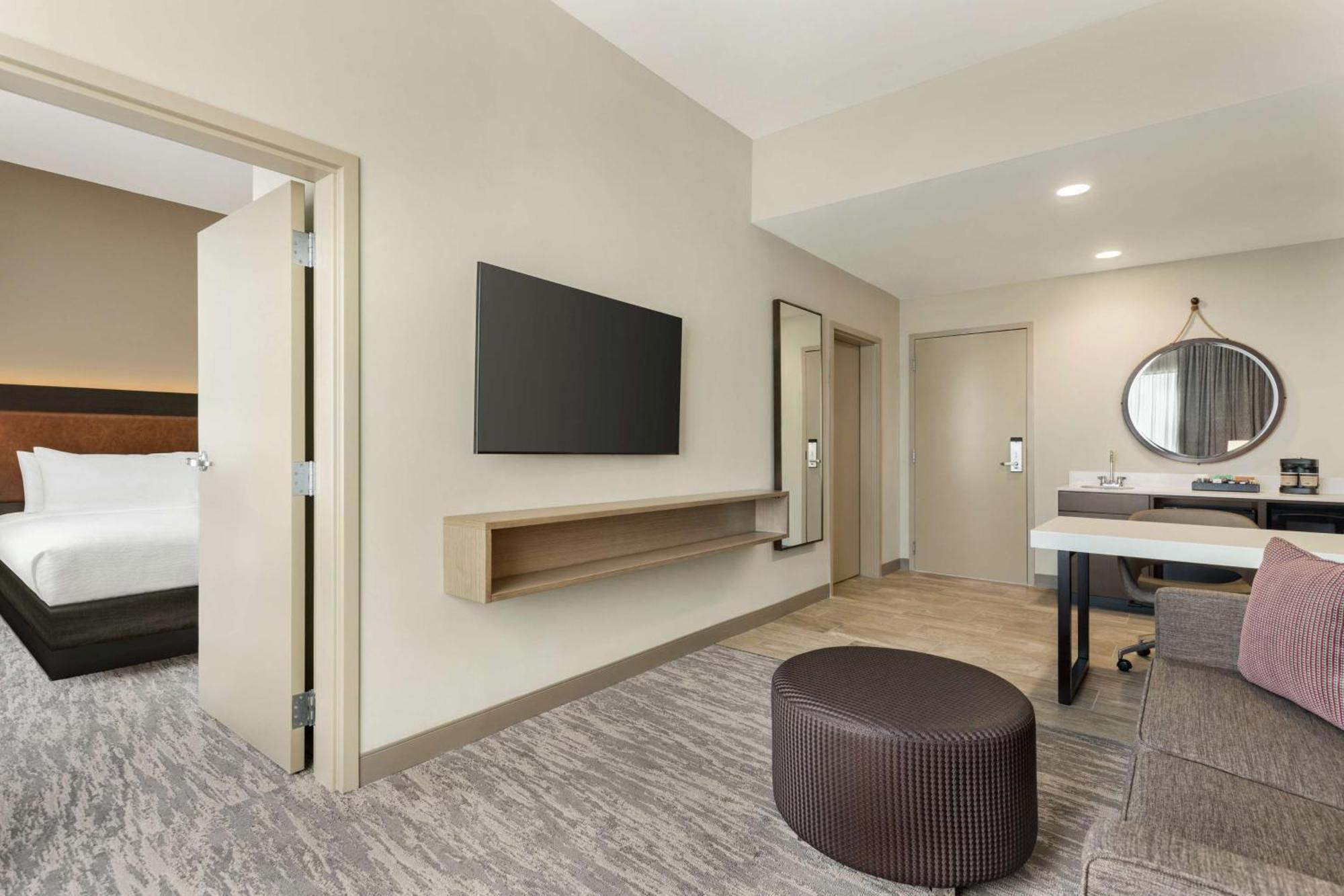 Embassy By Hilton 4*