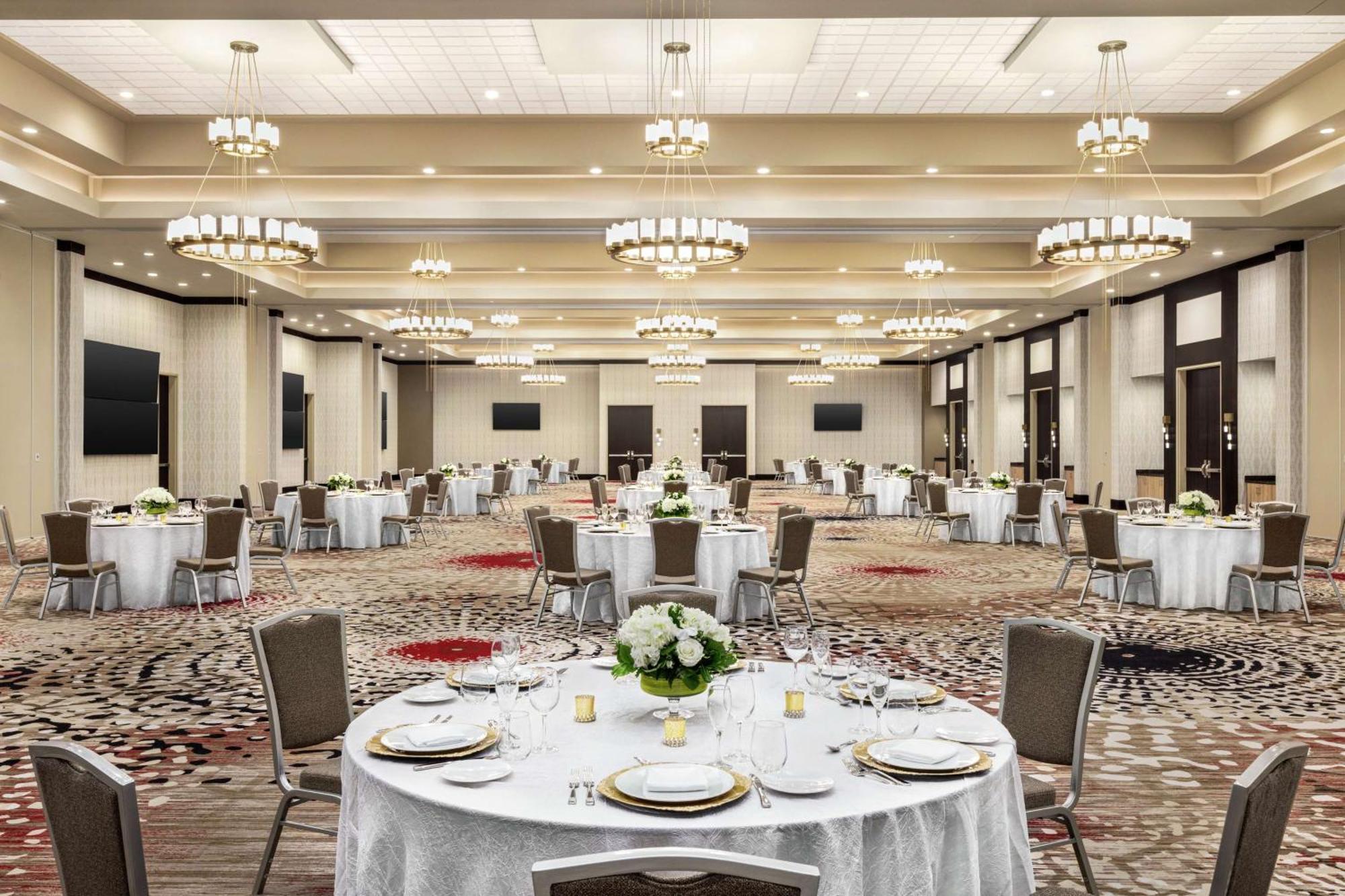 Hotel Embassy By Hilton Round Rock