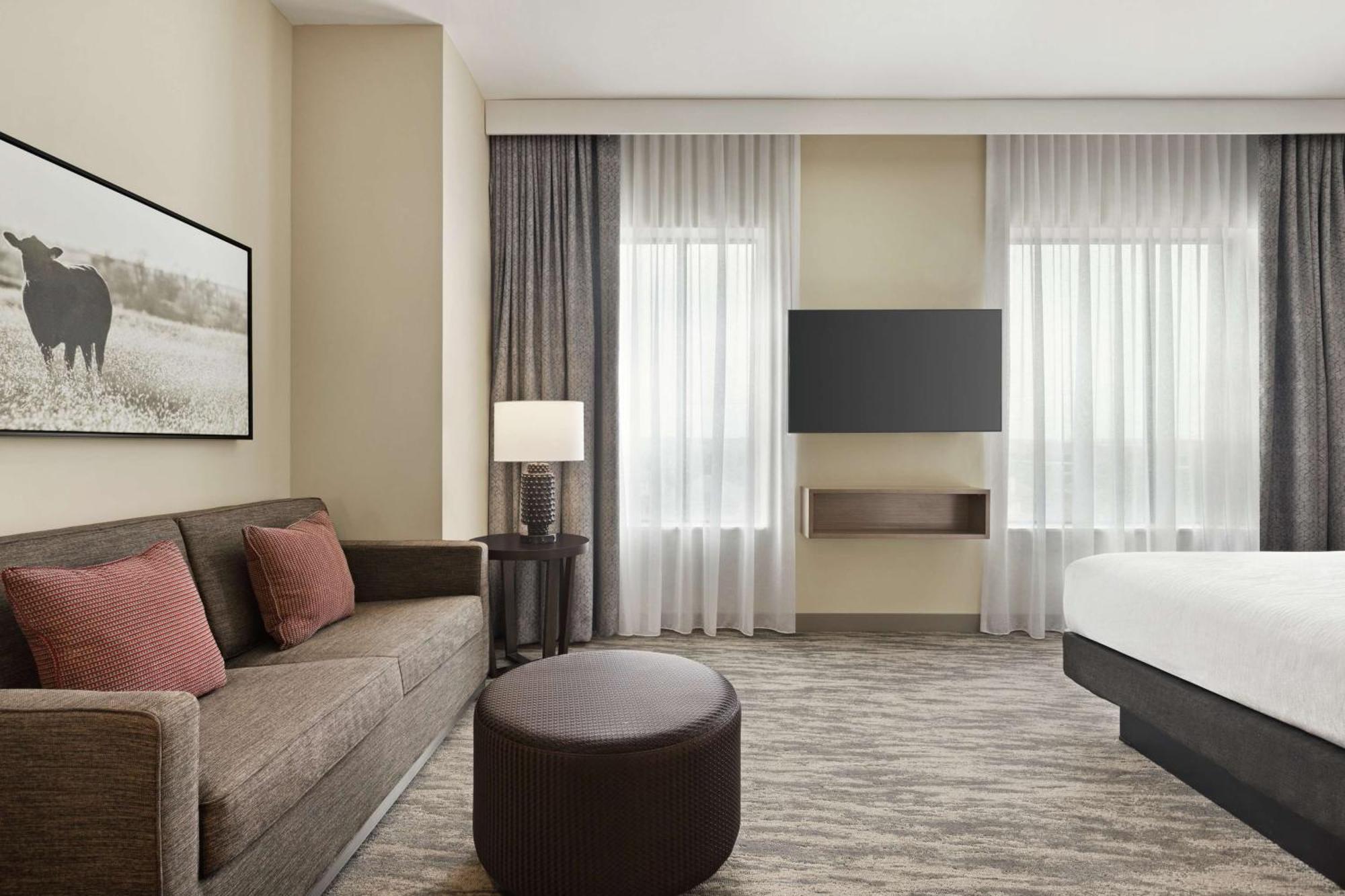 Hotel Embassy By Hilton